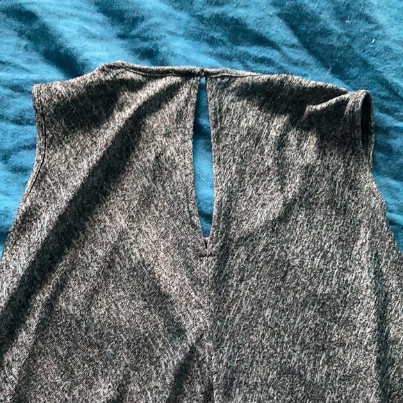 Babaton Slouchy Tank Top - Picture 4 of 8
